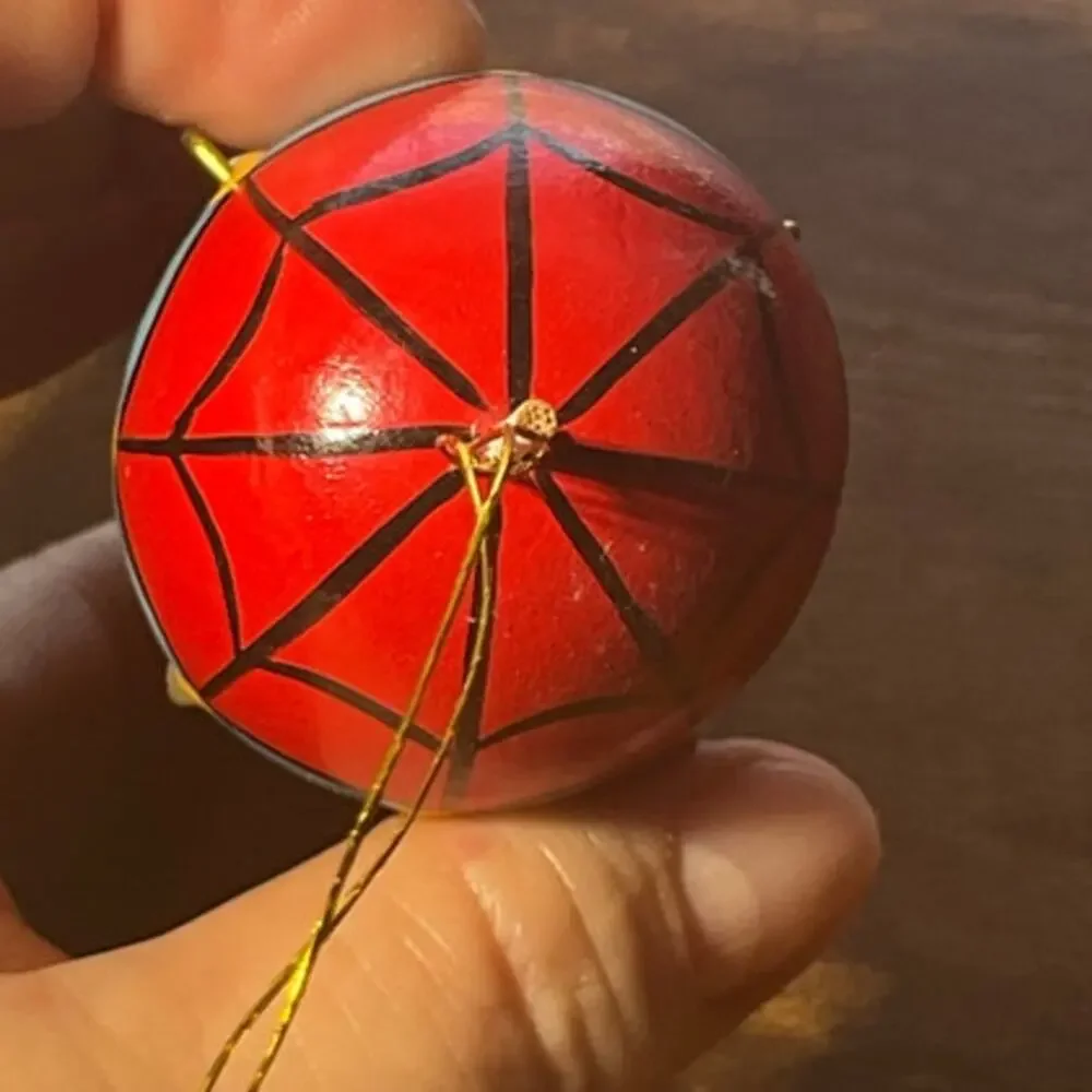Vintage Avon Gallery Orginals Wooden Christmas Ornament Santa Hot Air Balloon