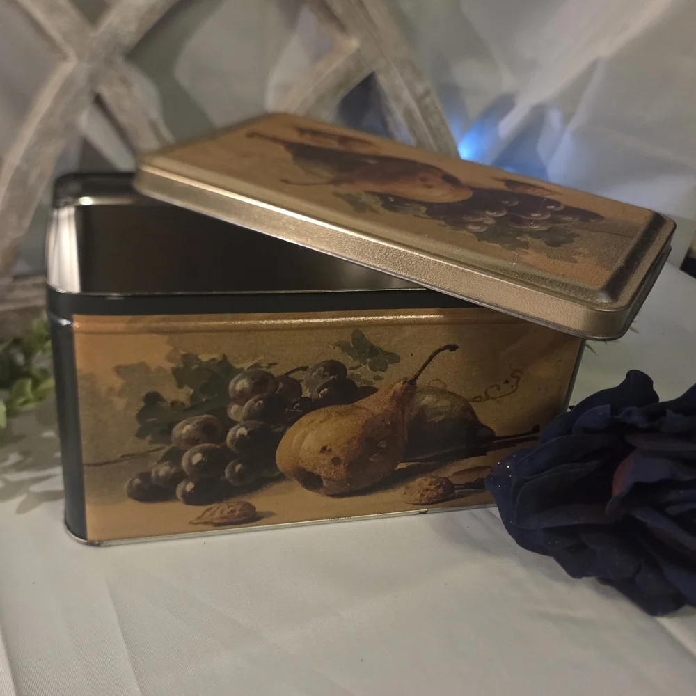 N/A adorable vintage