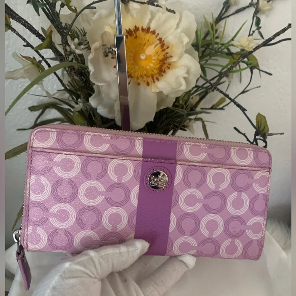 Y2K Coach Long Accordion Signature Lavender and White Wallet