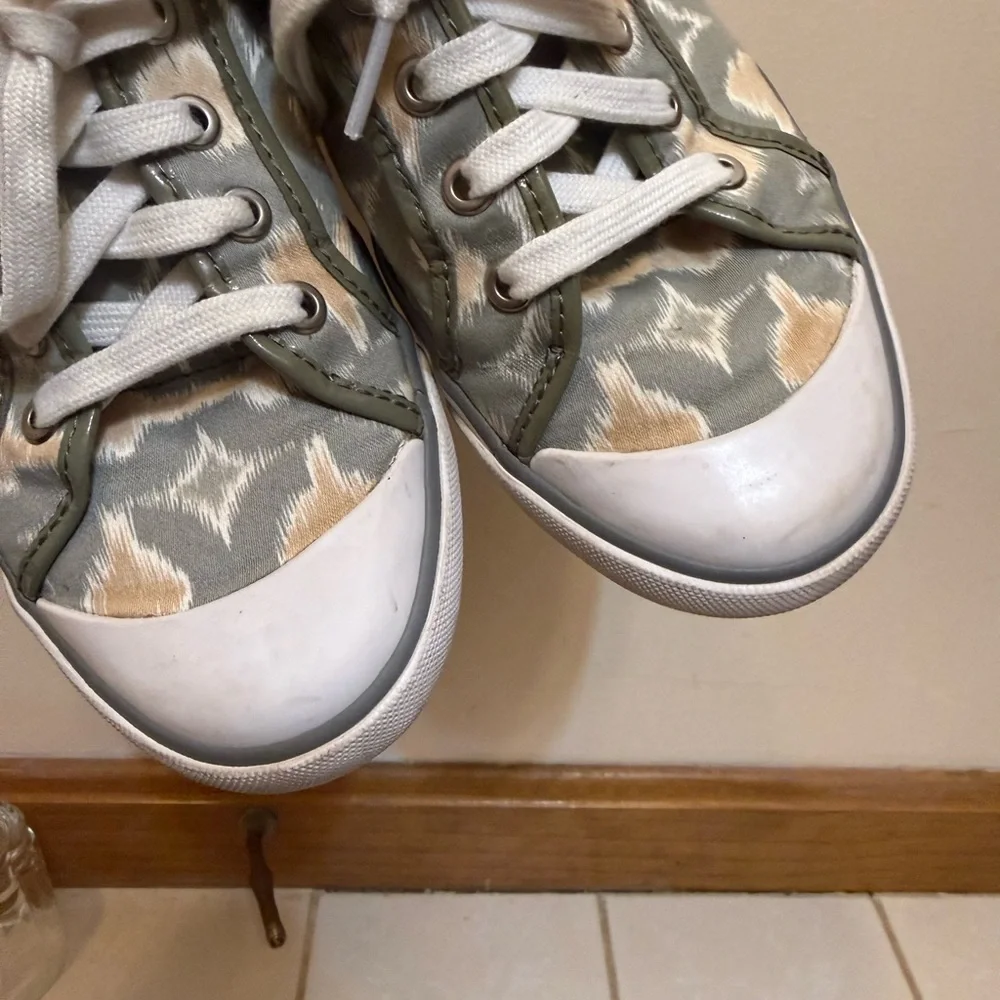 Coach stylish sneakers