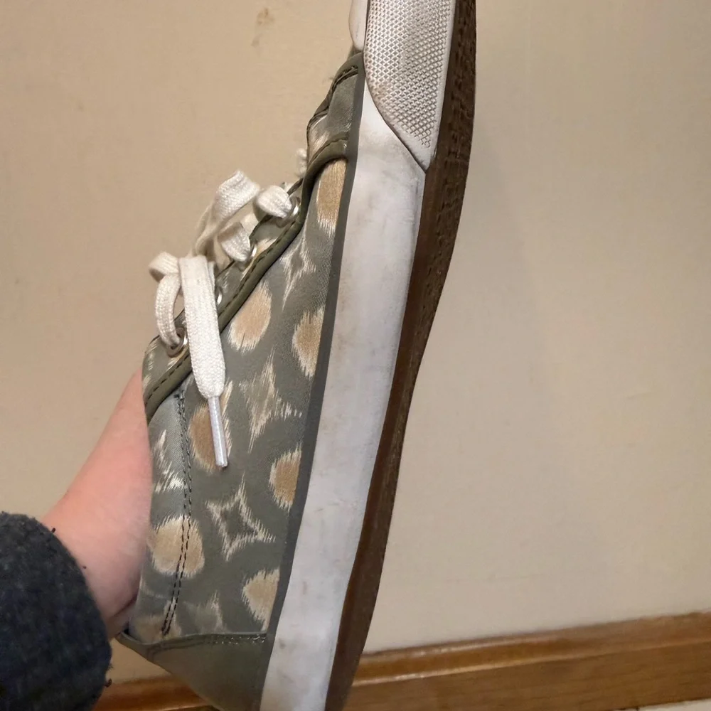 Coach stylish sneakers