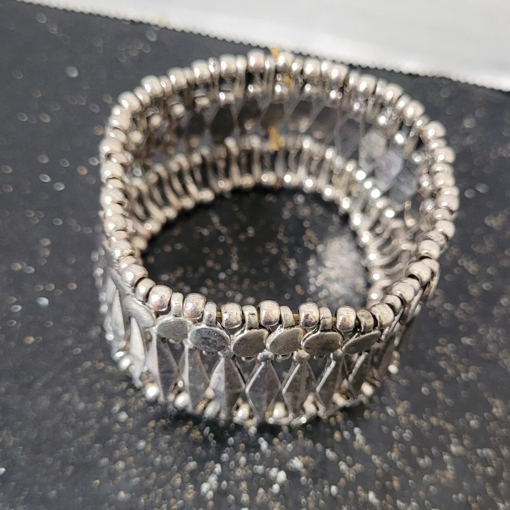 None silver beaded
