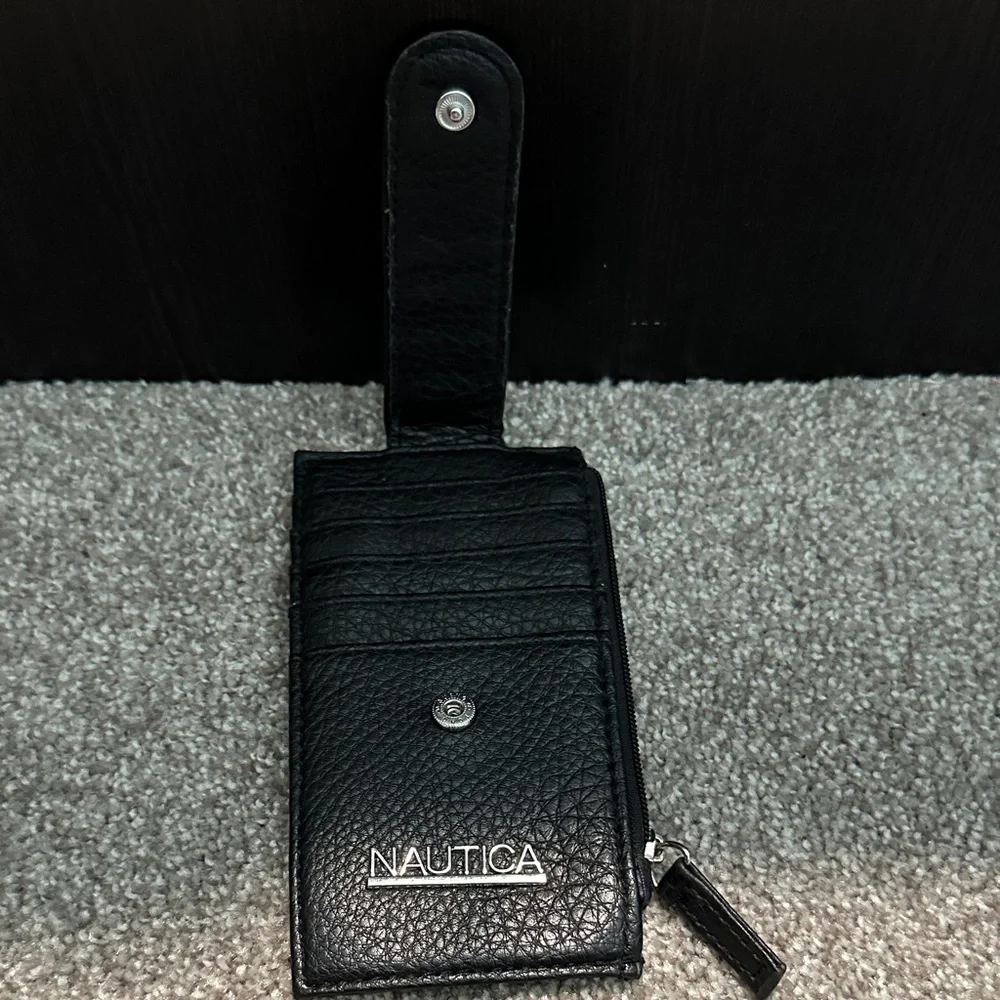 Nautica compact black
