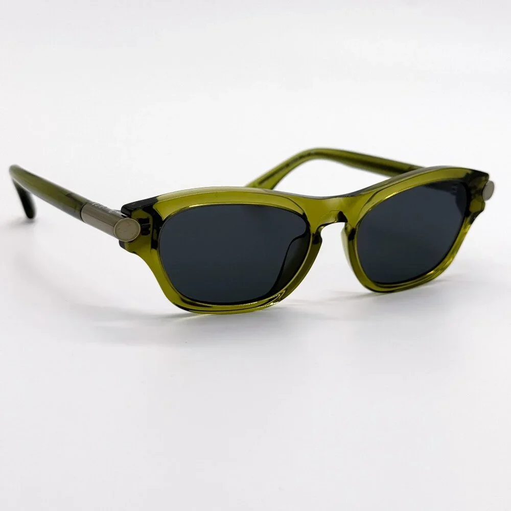 Burberry 100% new