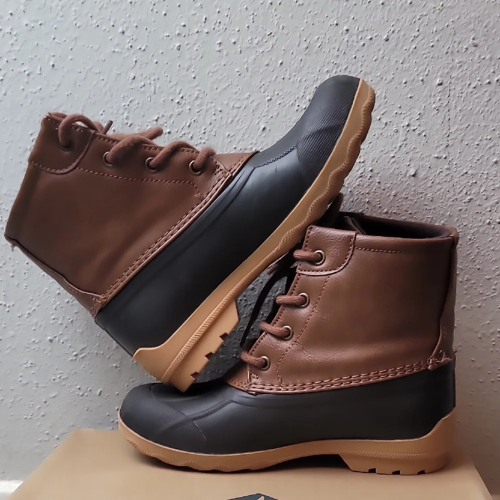 Sperry stylish boots