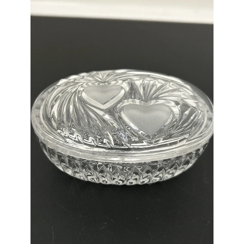 The Unbranded Brand crystal heart