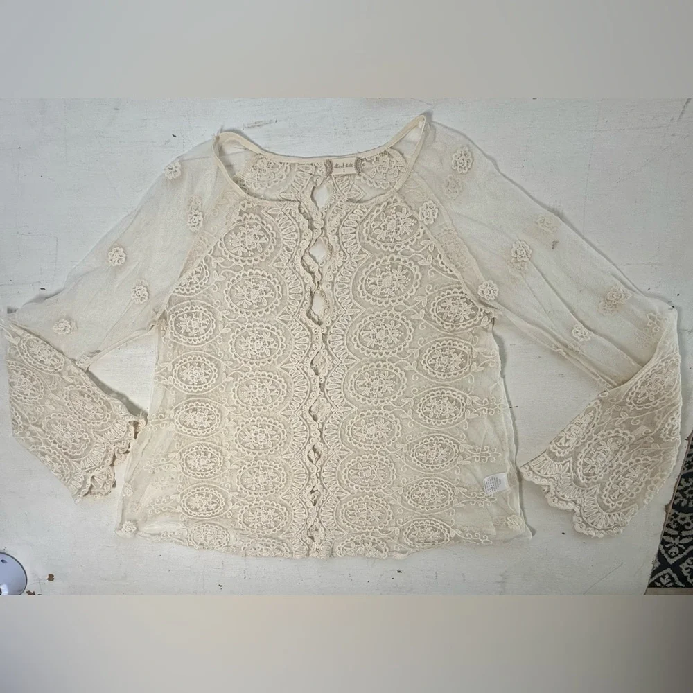 Altar’d State Women’s Boho Ivory Cotton Lace Bell Sleeve Long Sleeve Top Size S
