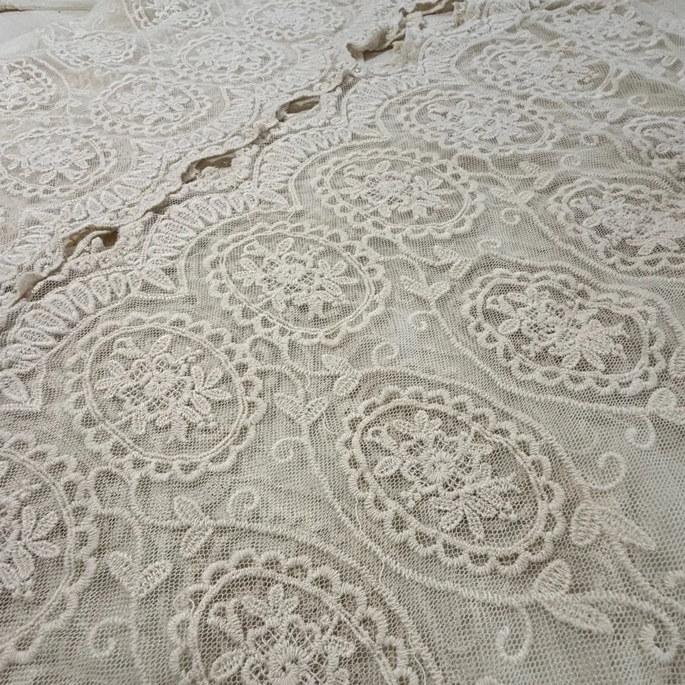 Altar’d State Women’s Boho Ivory Cotton Lace Bell Sleeve Long Sleeve Top Size S