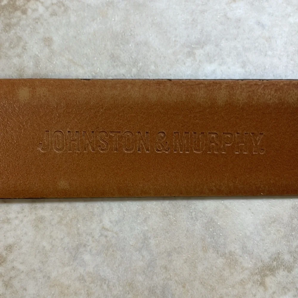 Johnston & Murphy used good