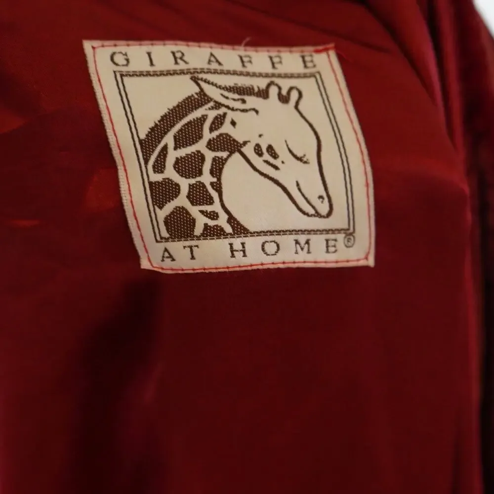 Giraffe at Home giraffe home