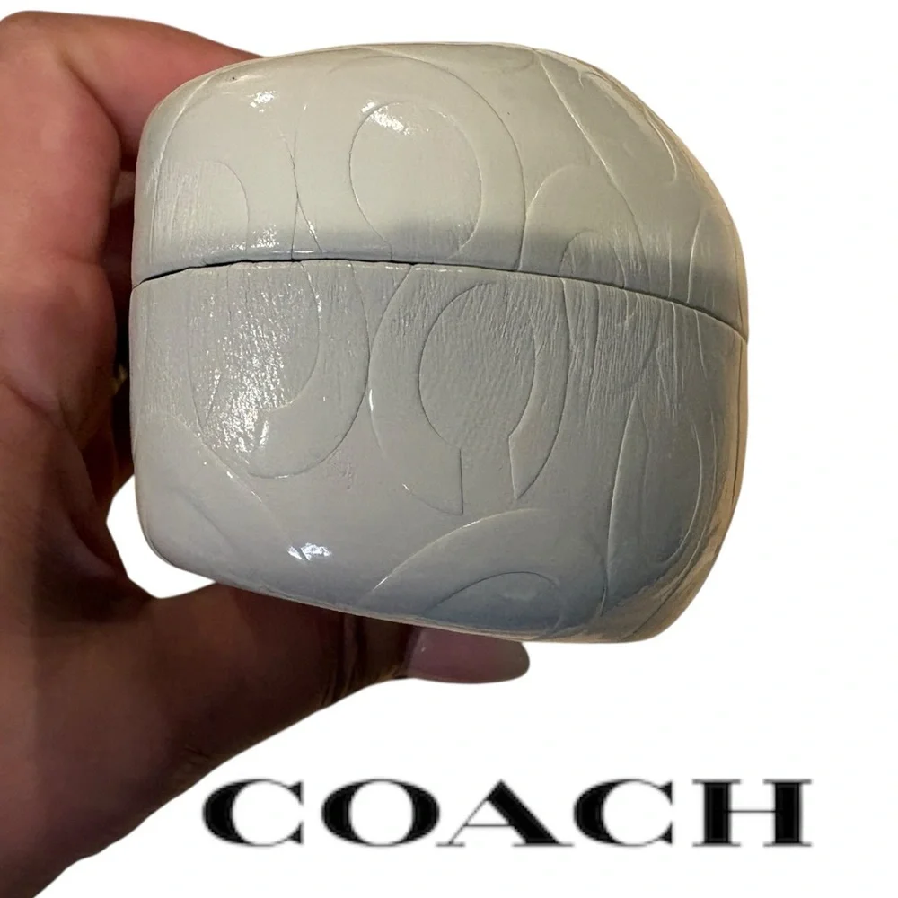 COACH clam style hard-shell sunglasses case