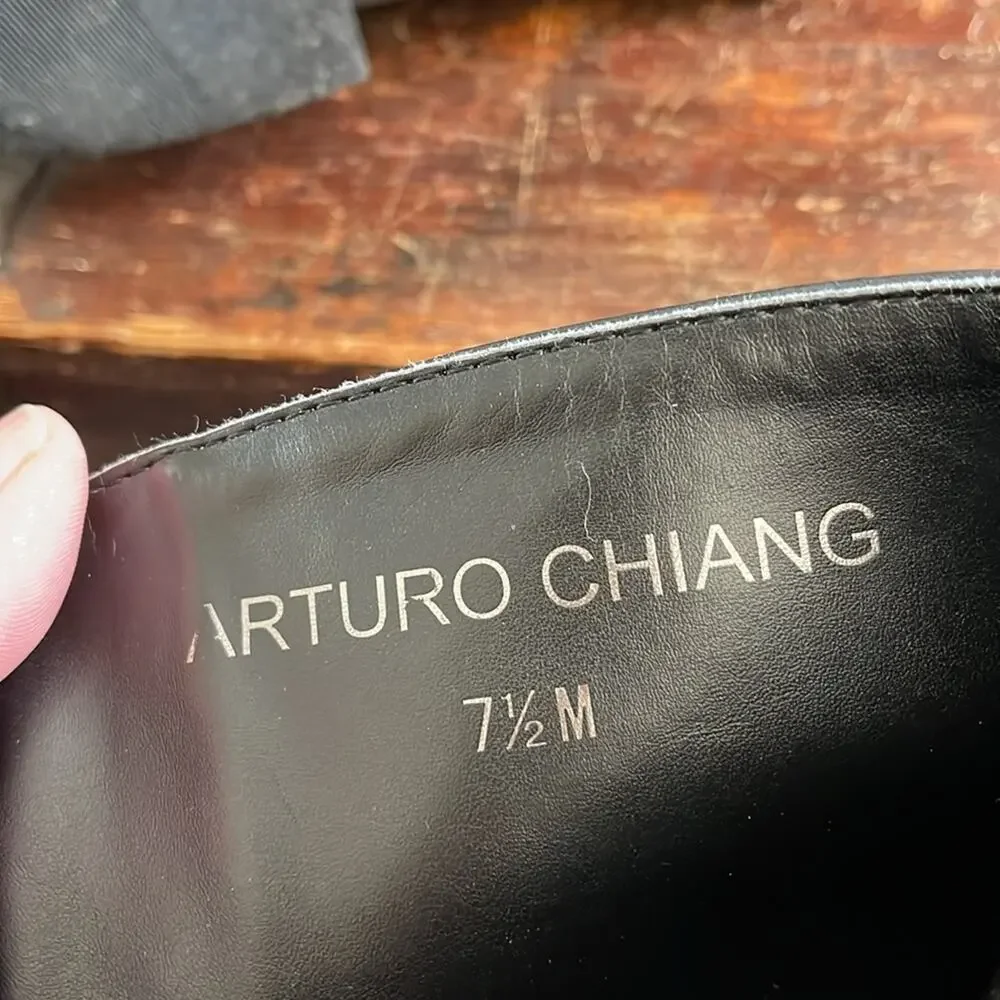 Arturo Chiang long tall