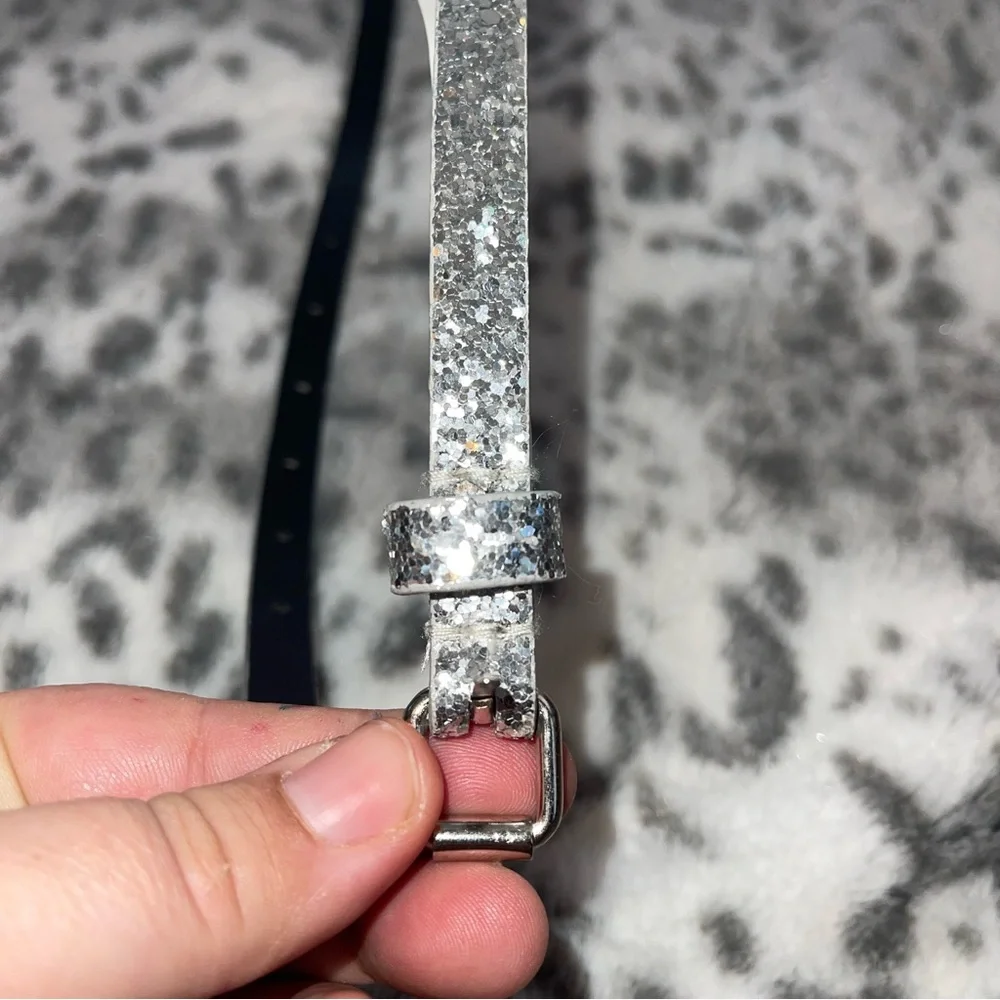 Unbranded glitter belt