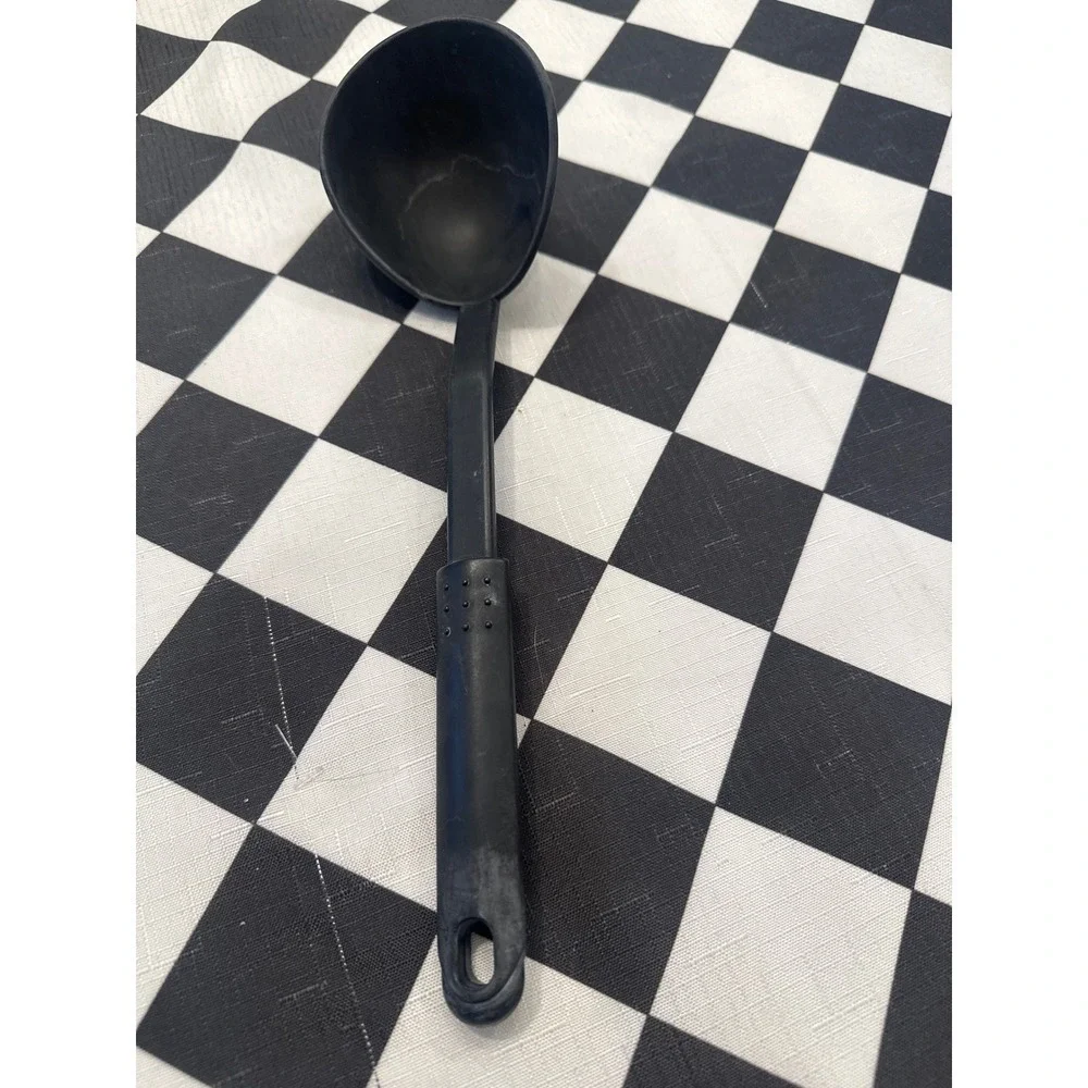 Black Kitchen Ladle Soup Spoon With Hanging Hole For Cooking