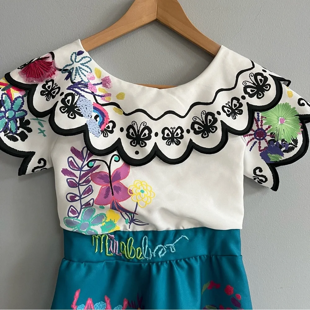 Disney Store Encanto Mirabel Deluxe Costume Dress Size 7/8 Youth Play Halloween