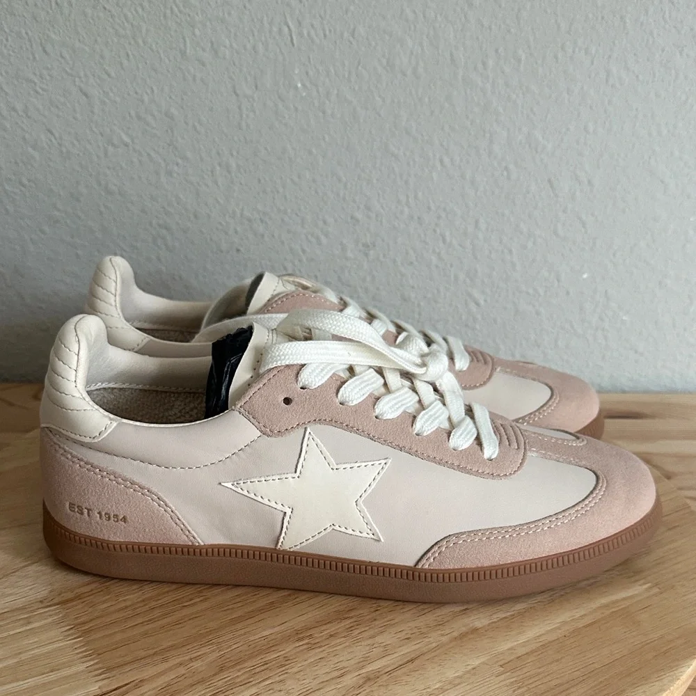 Vintage Havana Tiffany Womens Sneakers new 9 medium