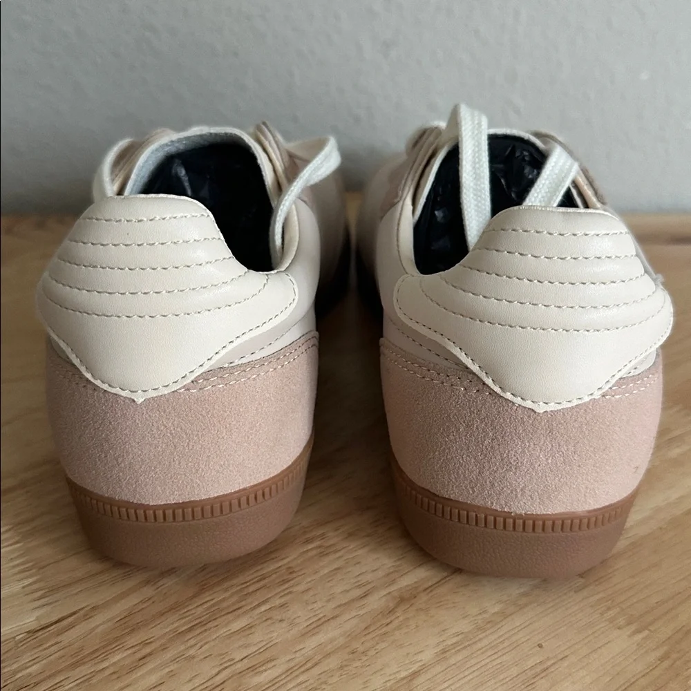 Vintage Havana Tiffany Womens Sneakers new 9 medium