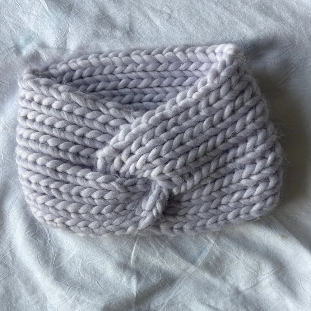 Chunky Knit Headband in Light Gray