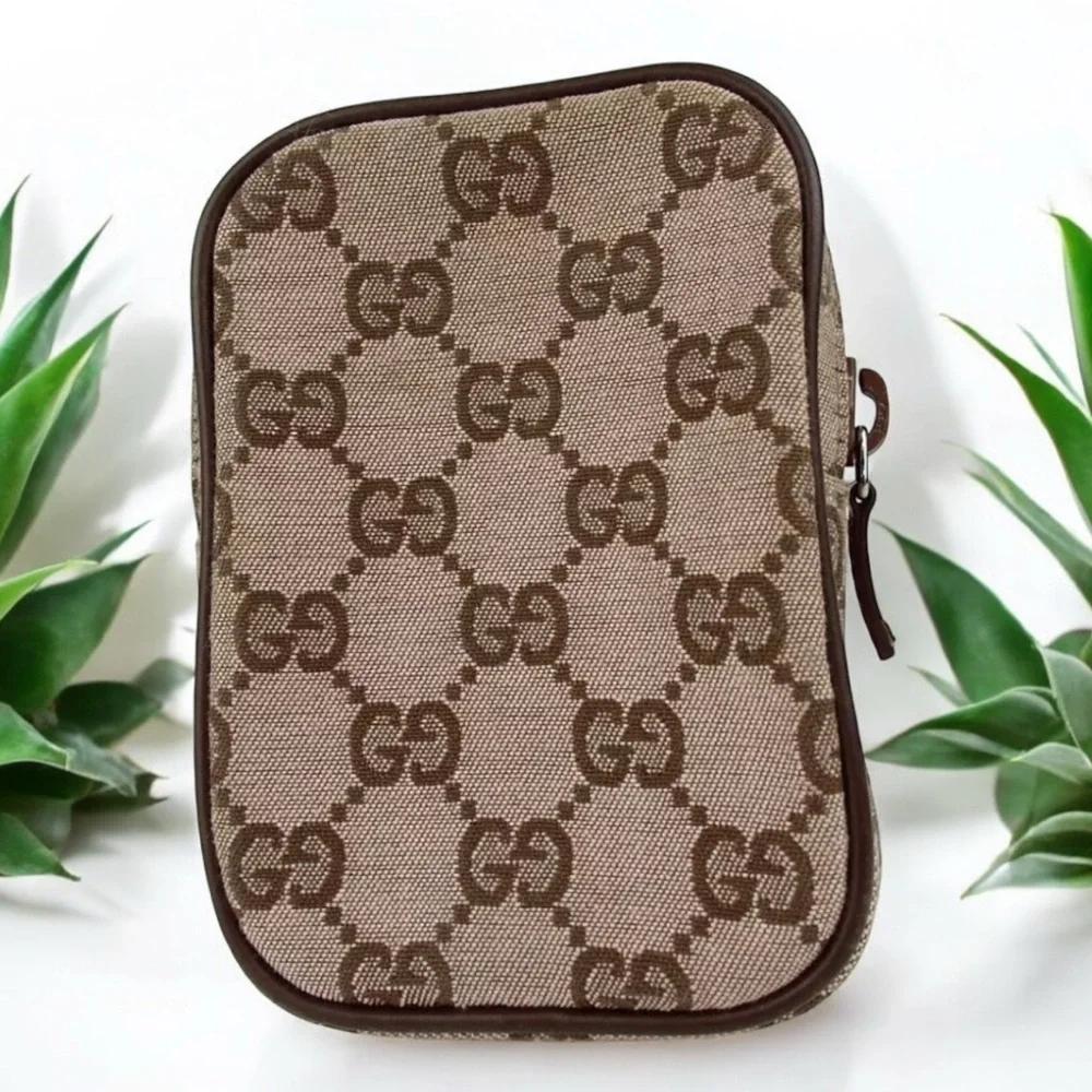 Gucci khaki piece
