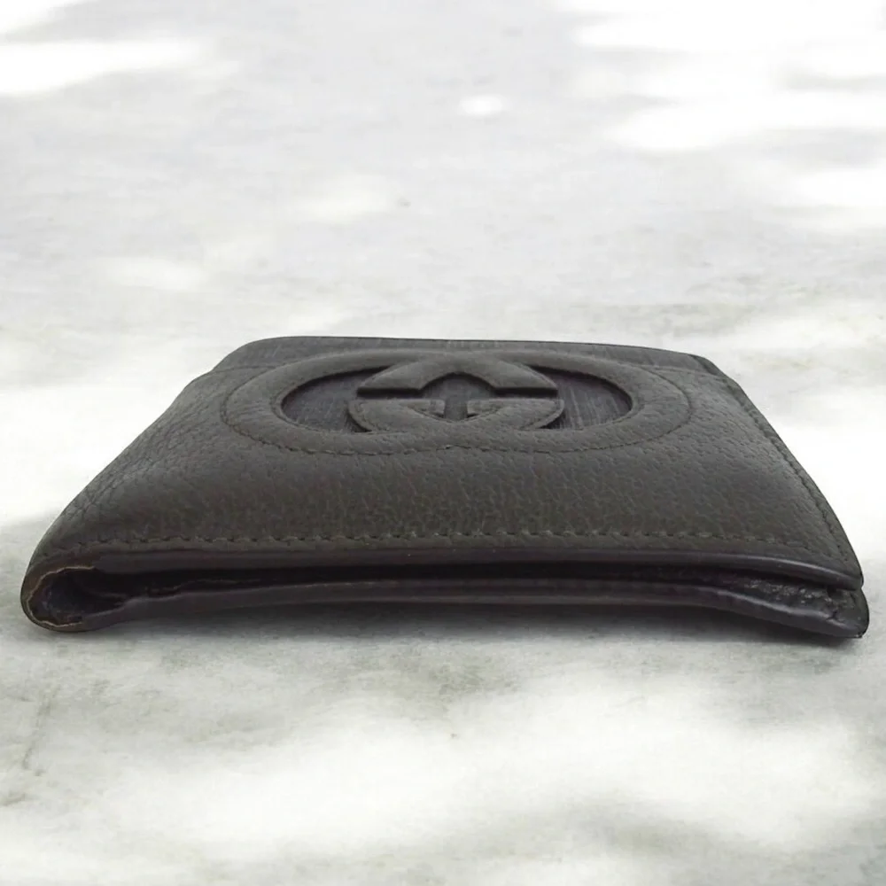 Gucci pre owned