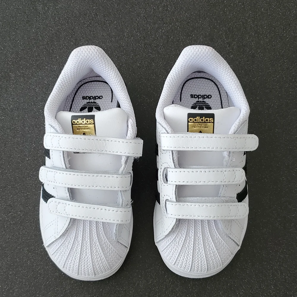 adidas hook loop