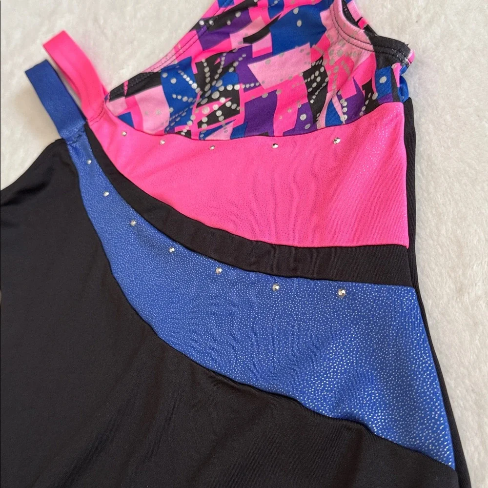 Freestyle {danskin} asymmetrical