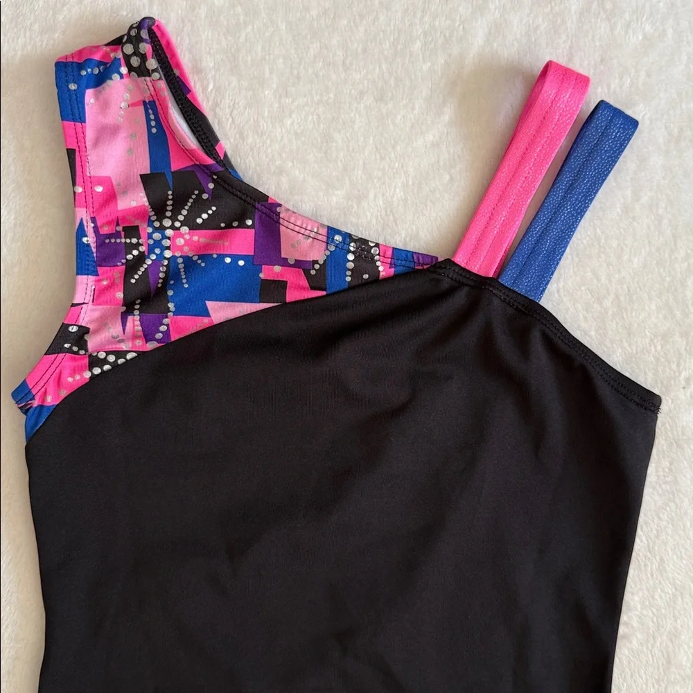 Freestyle {danskin} asymmetrical