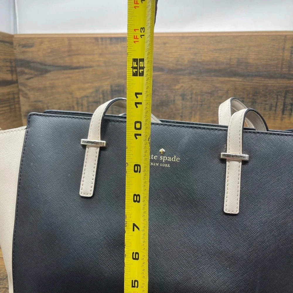 Kate Spade Cedar Street Hayden Crossbody Bag Black Cream Leather