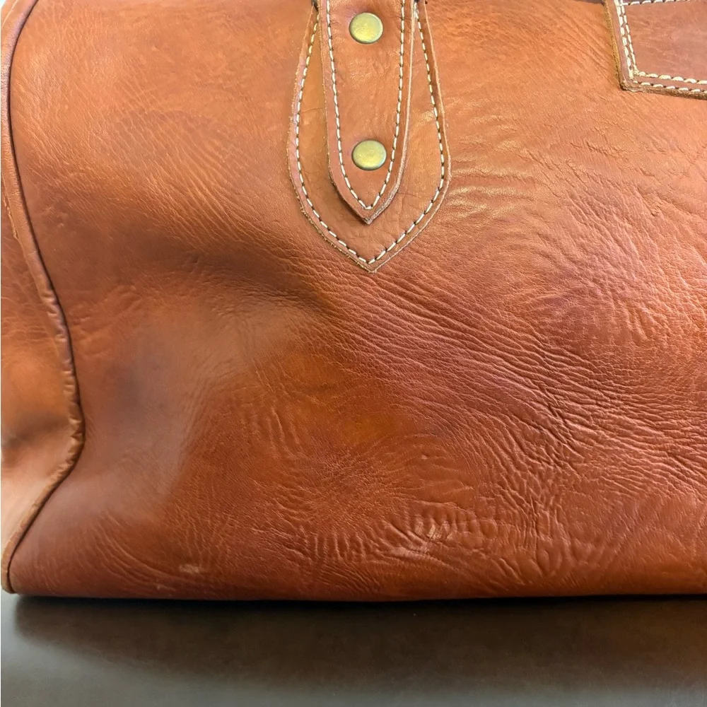 Unknown moves leather