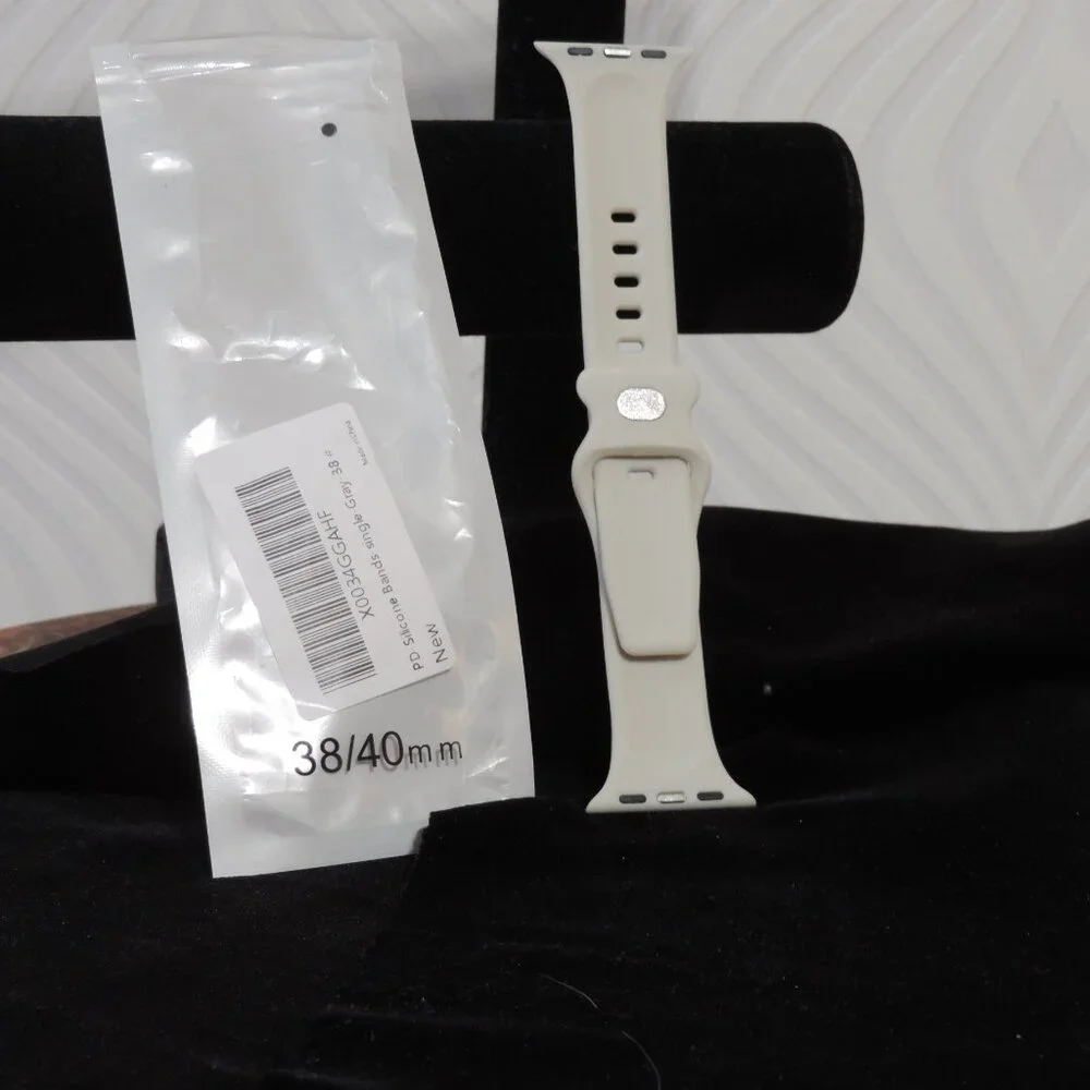 New 38/40mm Silicone Smartwatch band Choice of Gray White or Pink Sand