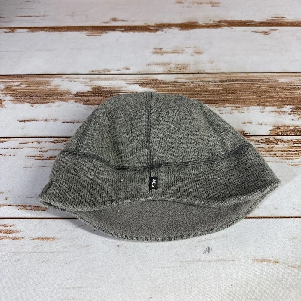 Outdoor Research Beanie Winter Hat Gray Youth Kids Size M/L 6-12 Yrs