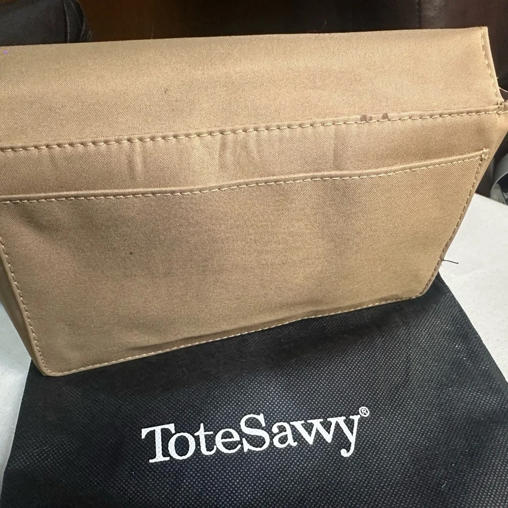 totesavvy brown
