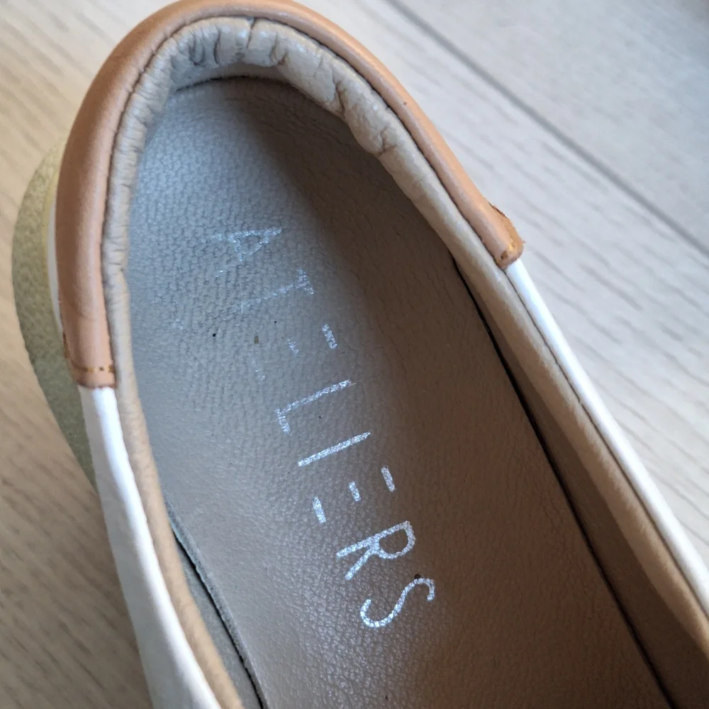 Ateliers pre owned