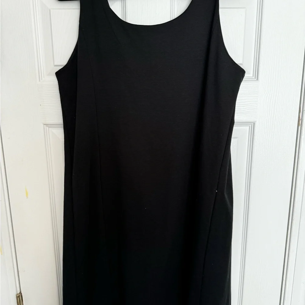 Liz Lange for Target black dress