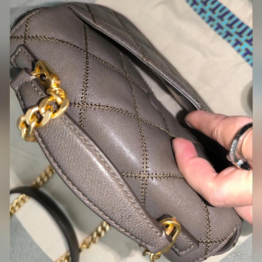 Tory Burch trades 5”lx2