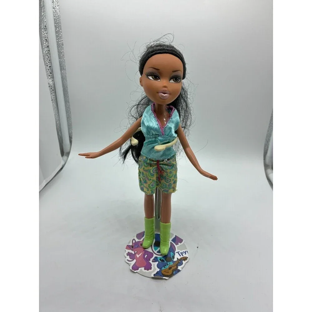 Bratz Doll Jade with Black Hair - Blue Top & Floral Skirt - Green Boots