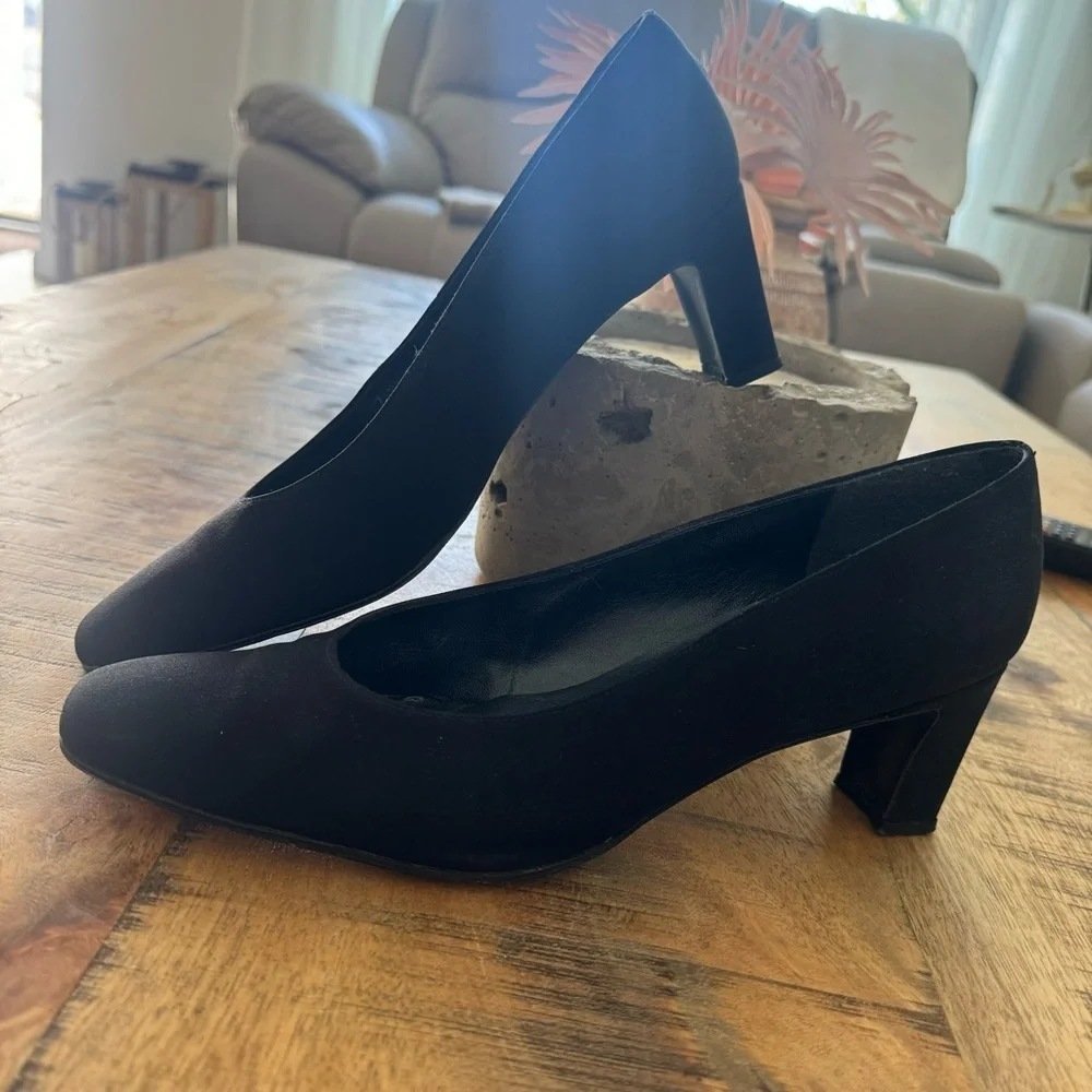 stuart weitzman