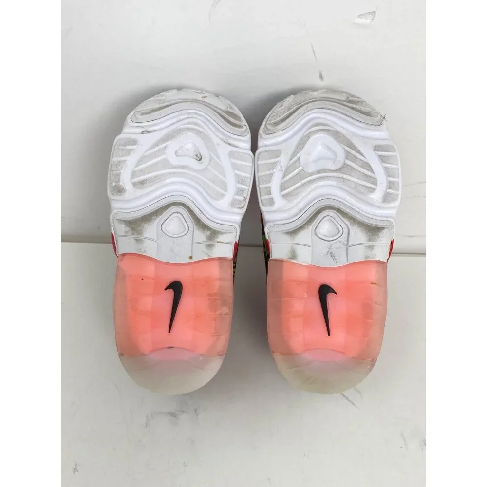 Nike kids closure