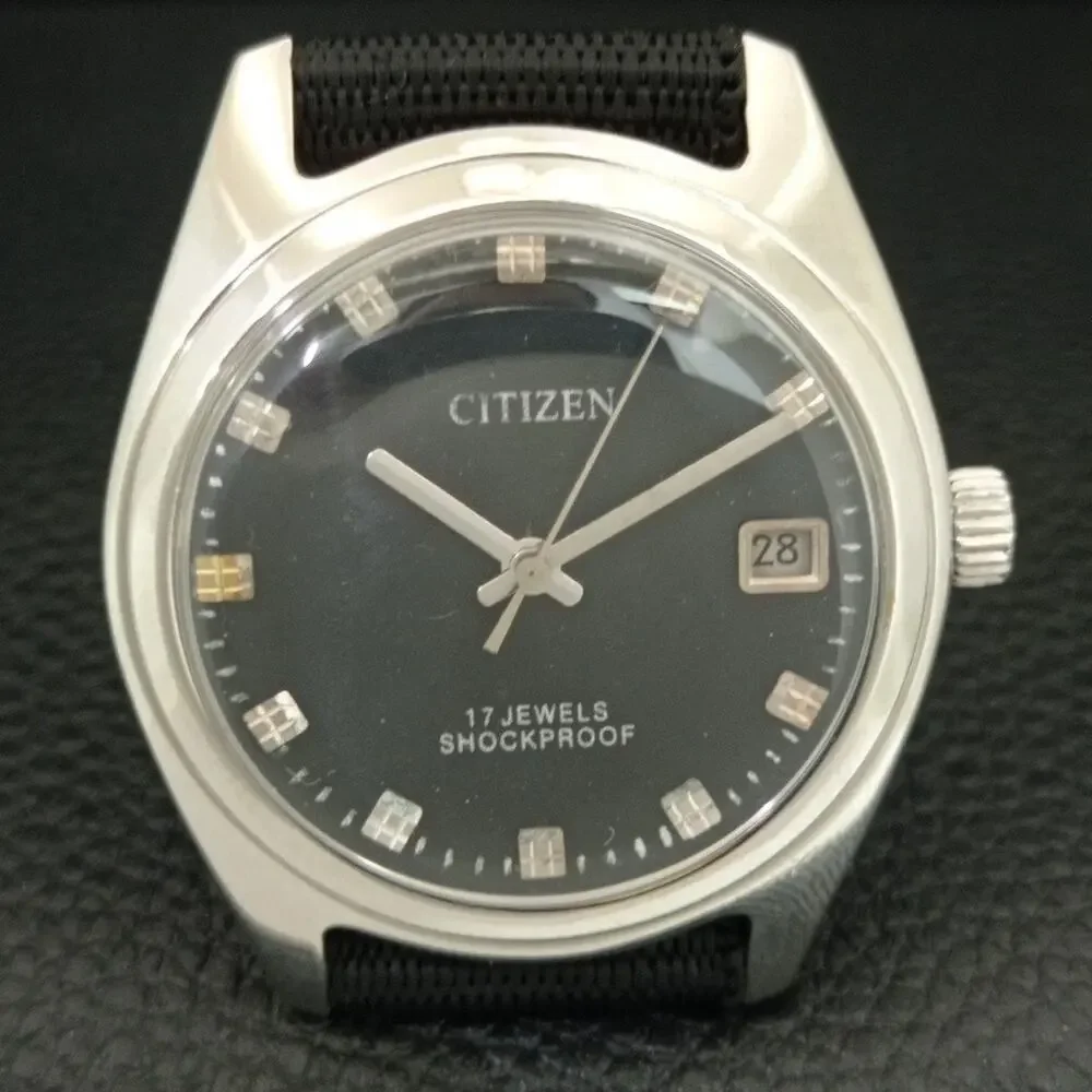 Vintage 1985 Citizen Manual Mens Silver Watch W/daydate & Black accents