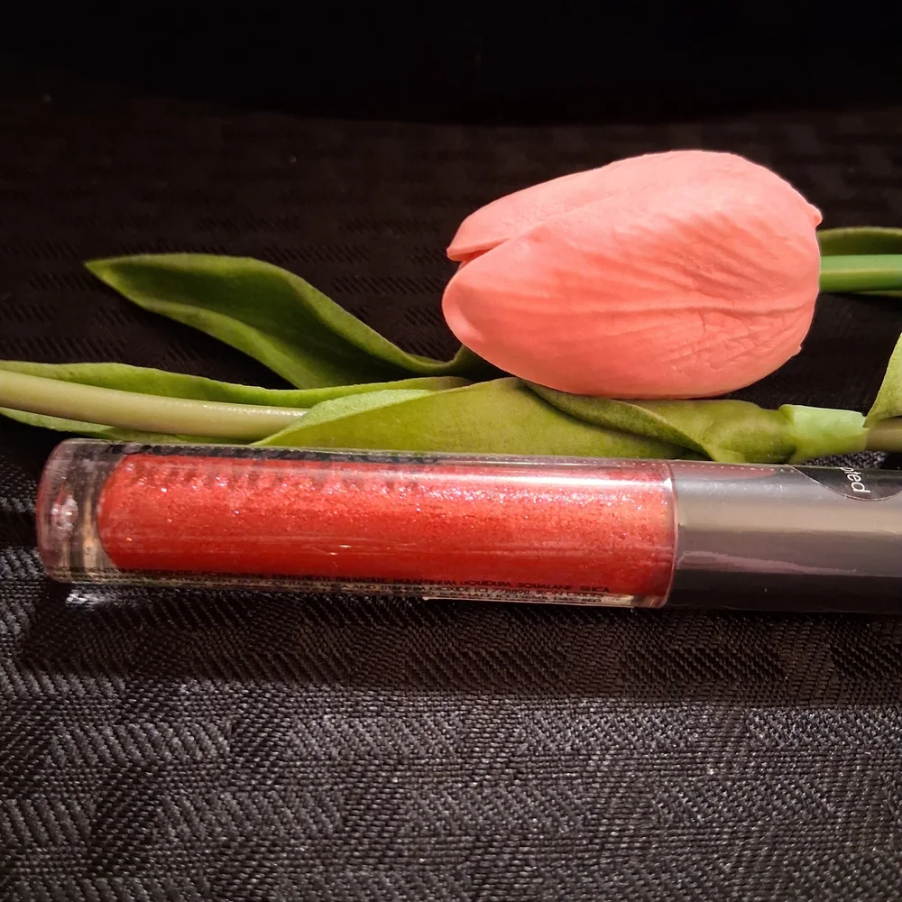 be a BOMBSHELL Shimmer Lip Gloss - Coral Red in The Color -Tempted