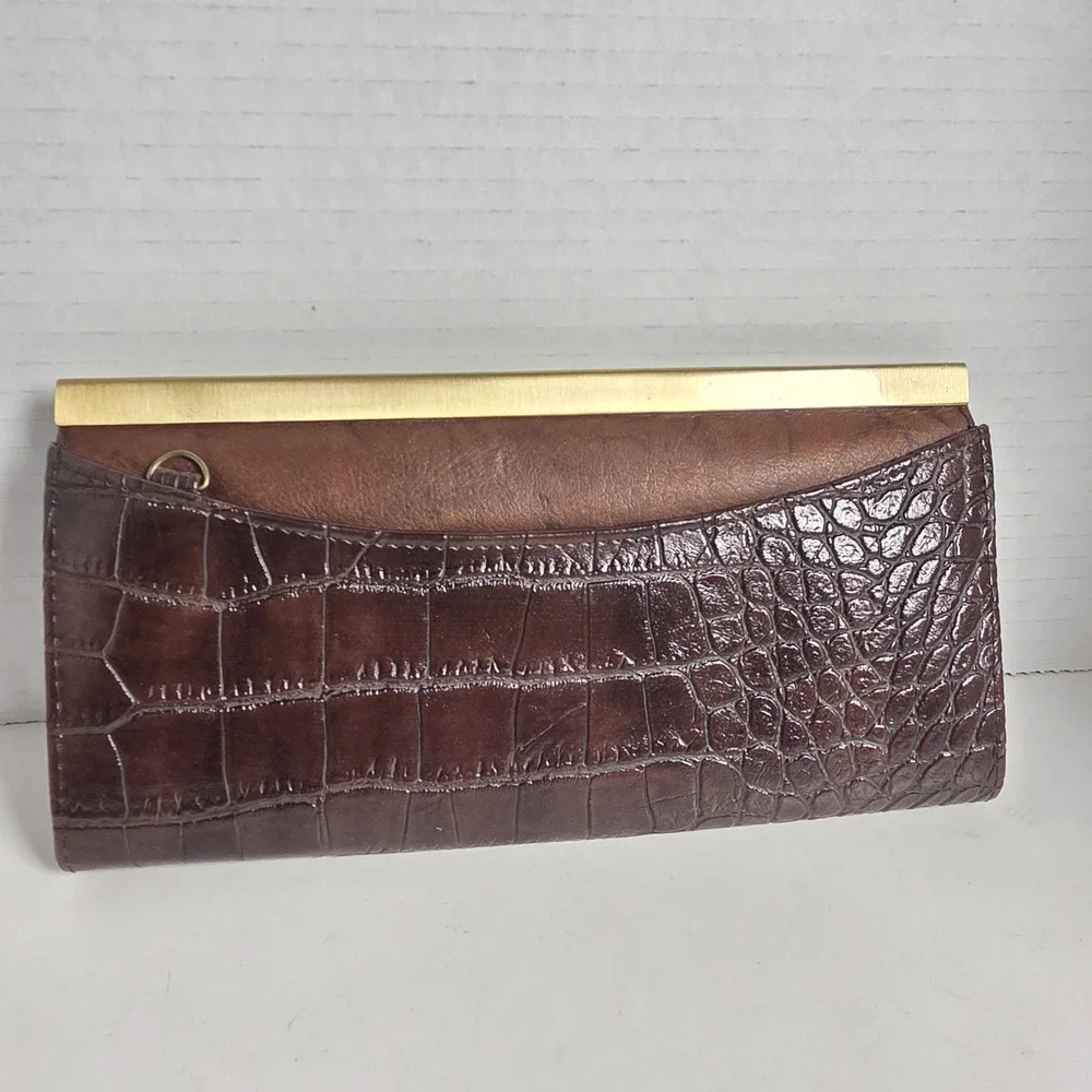 Buxton designer brown