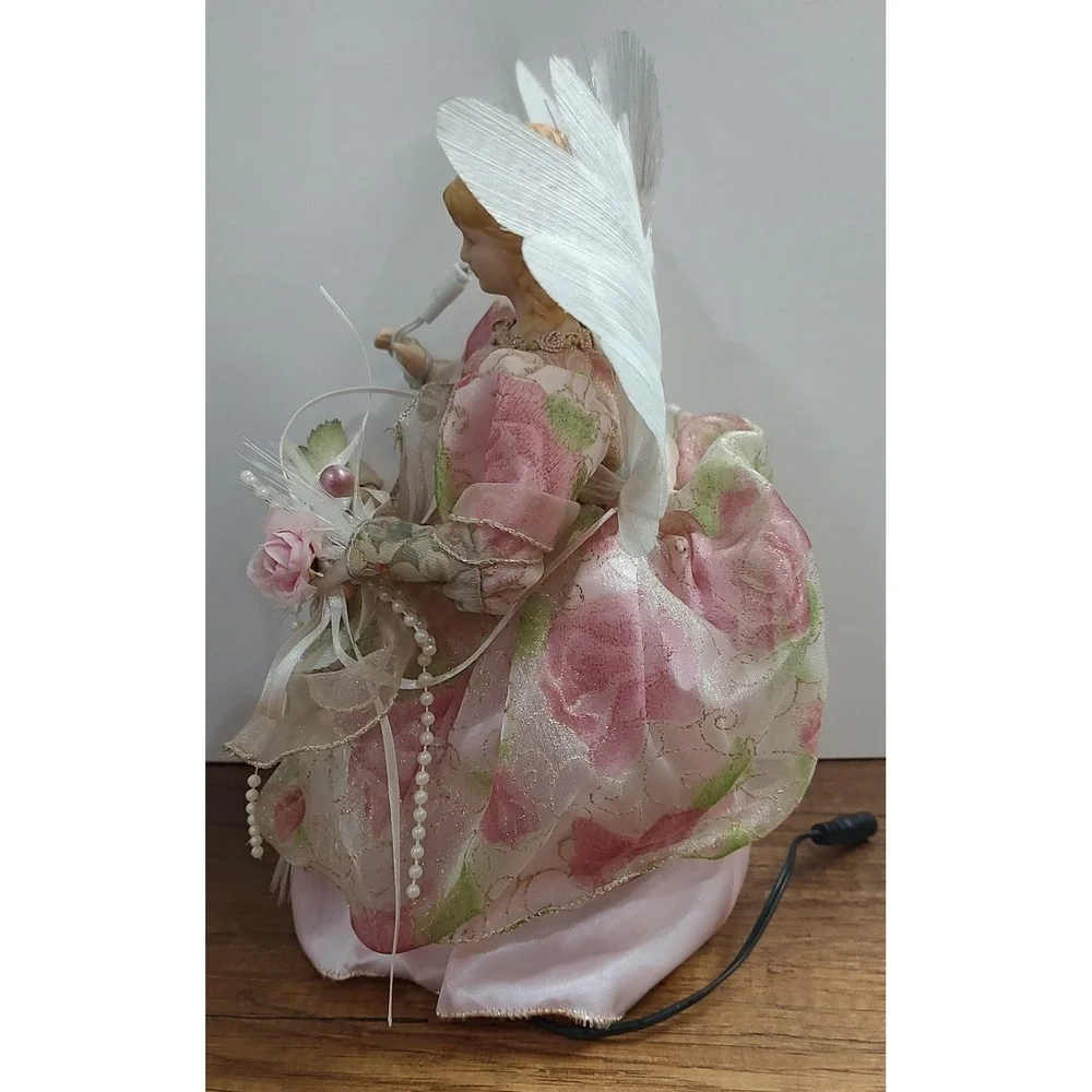 Vintage Light Up Angel Tree Topper With Multicolored Fiber Optic Lights A19