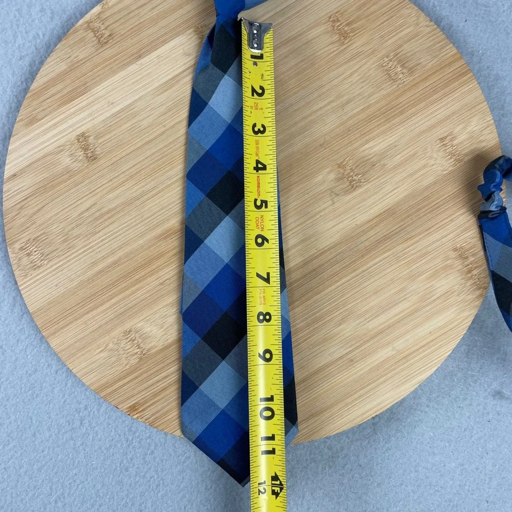 Dennis Uniforms aft kids