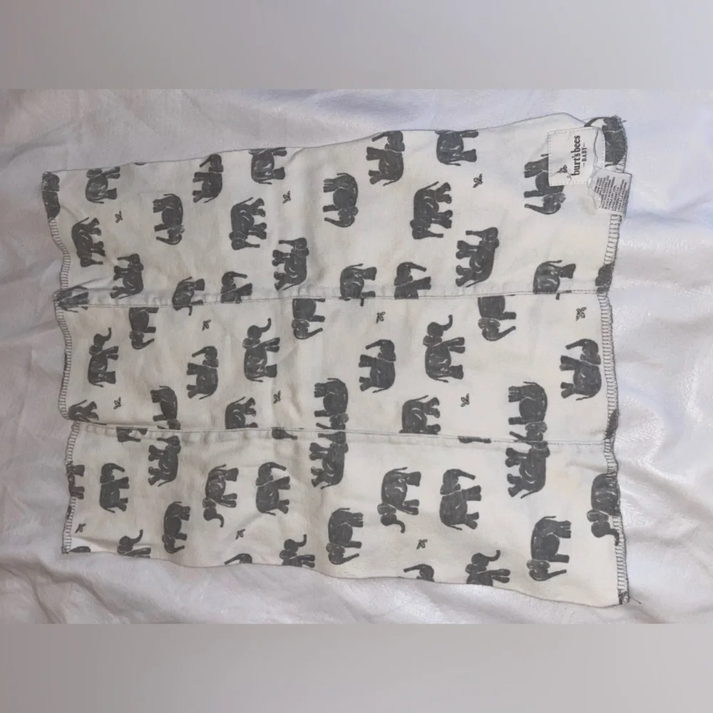 Burt's Bees Baby Gray Elephant Print Muslin Burp Cloth