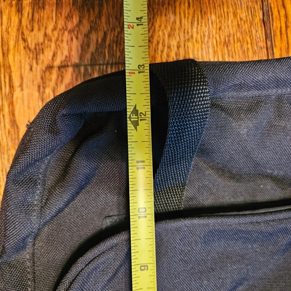 Eddie Bauer 90s spacious