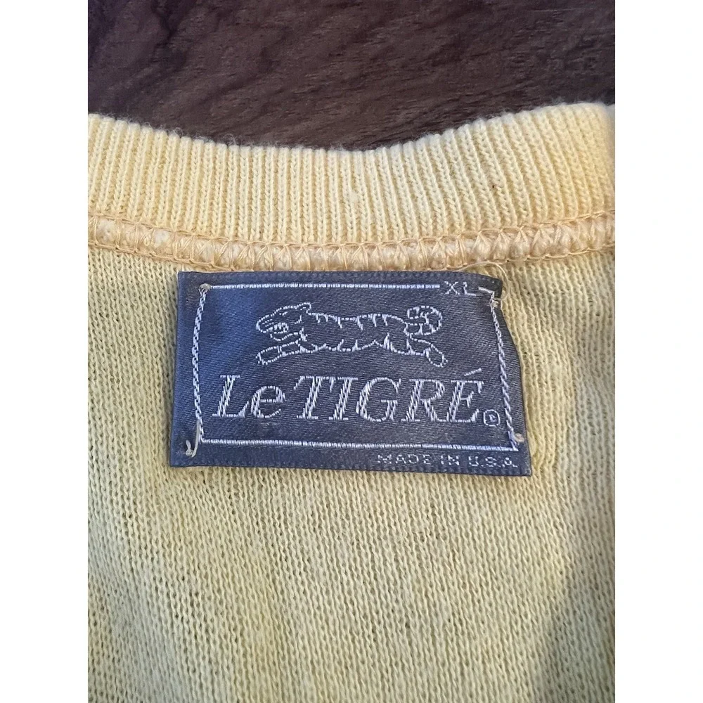 Vintage Le Tigre Sweater Vest XL Yellow V Neck Tiger Logo Made in USA Golf