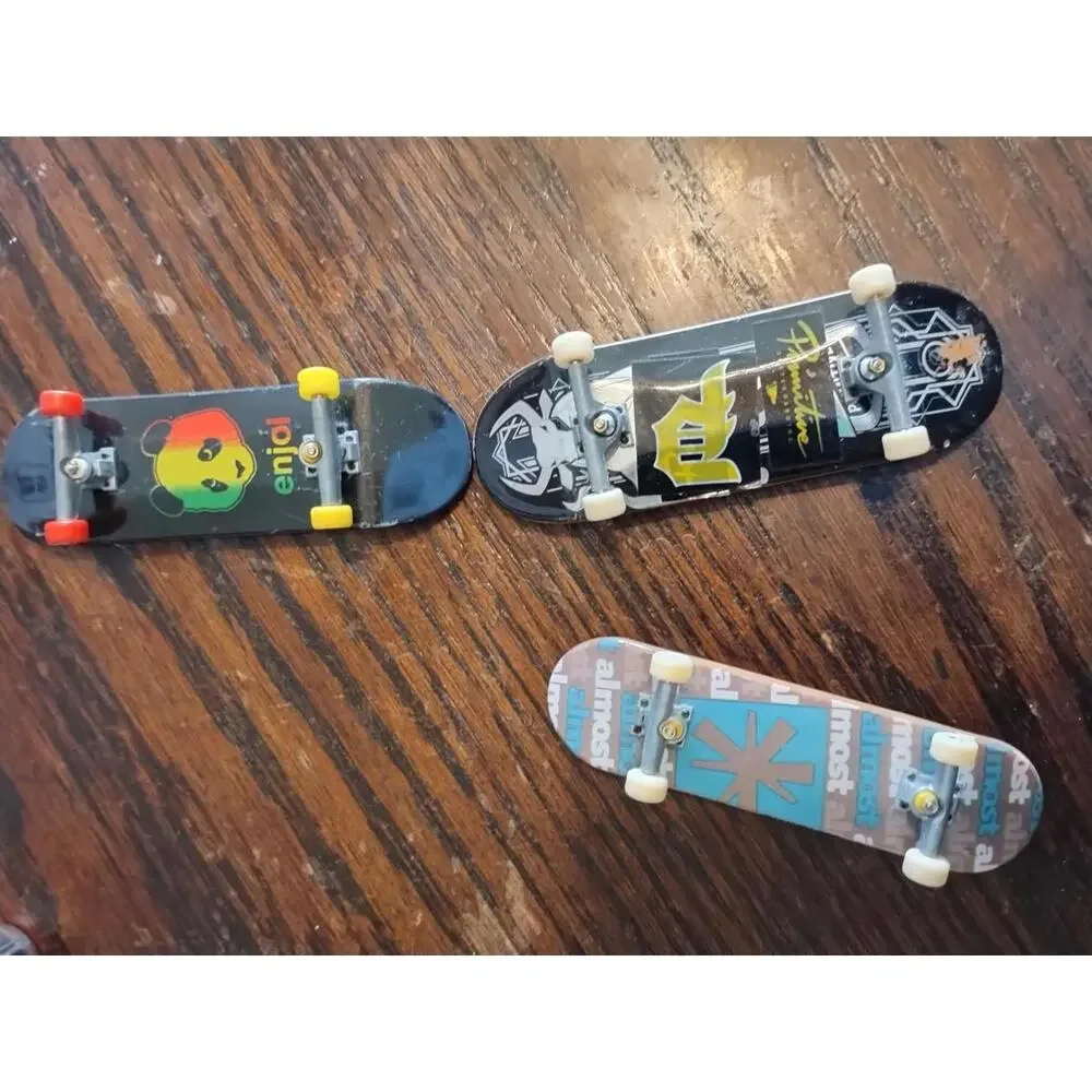 Tech Deck lot of 16 mini skateboards