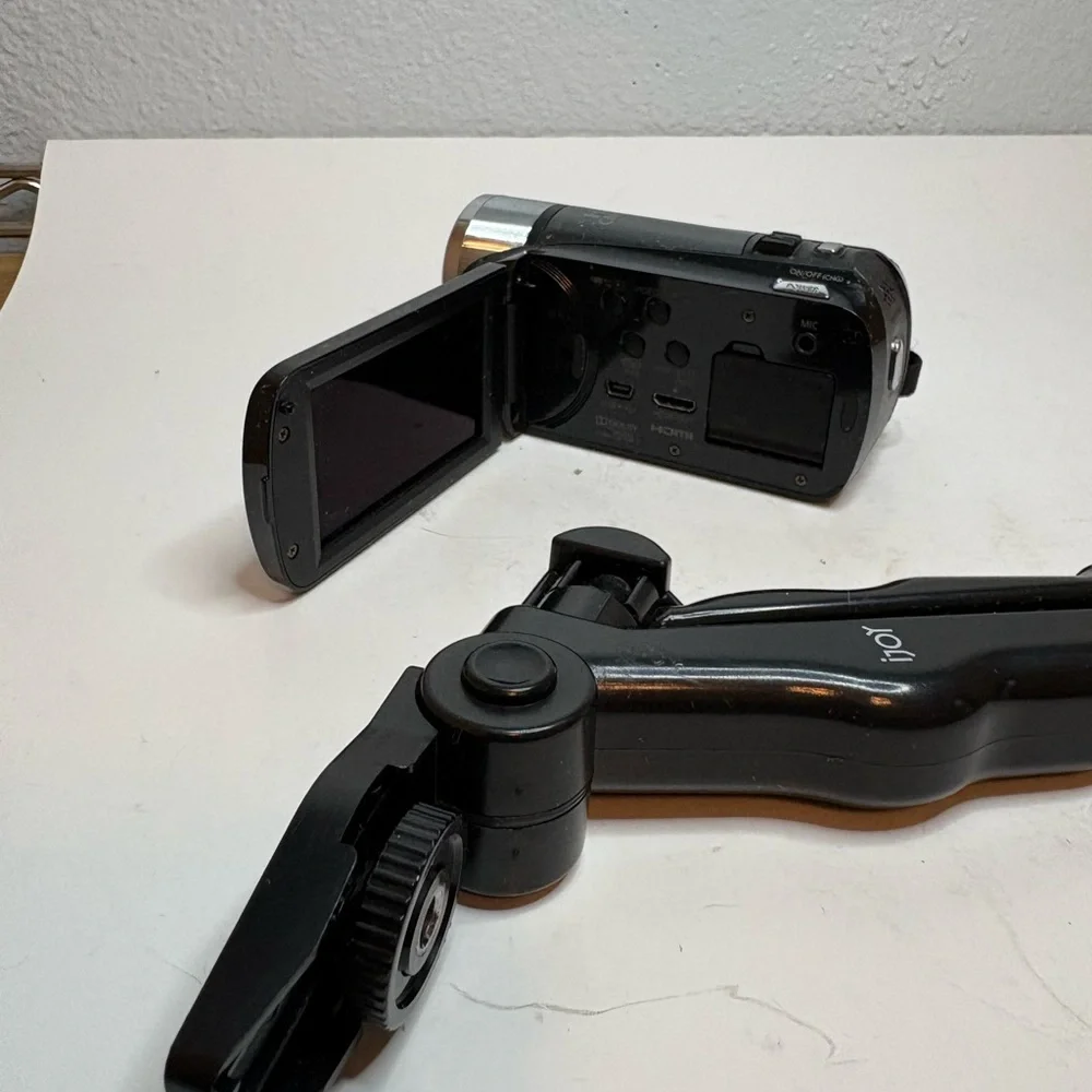 Canon compact hd