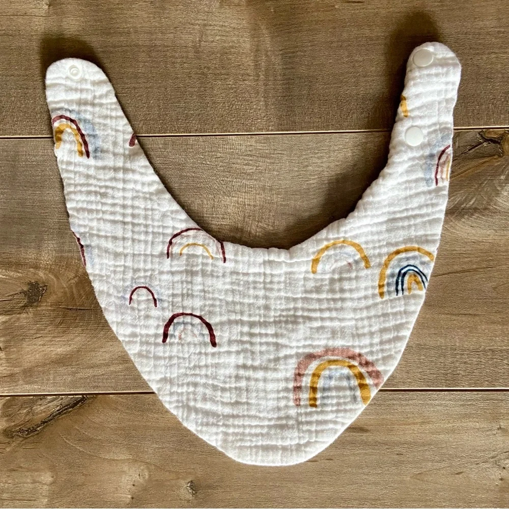 N/A scarf bib