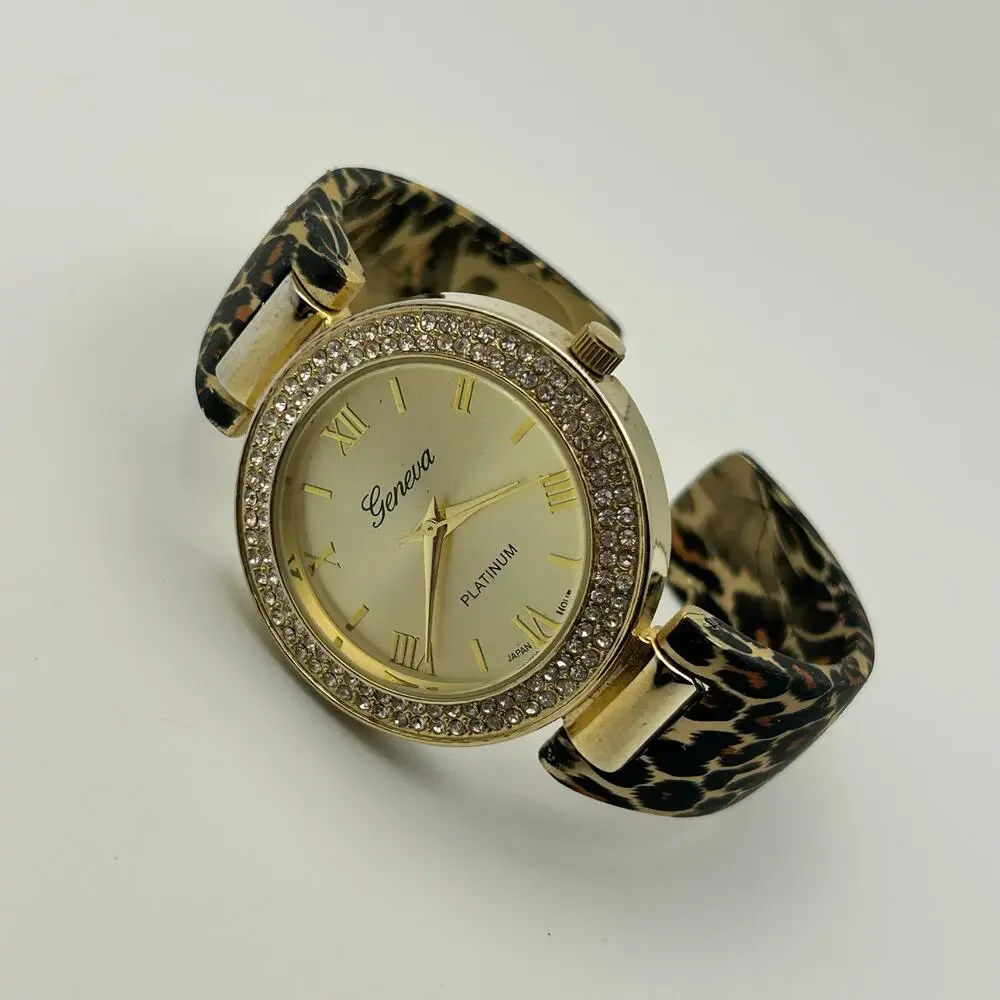 Geneva Platinum Women's Leopard Print Bangle Cuff Fashion Watch New Battery
